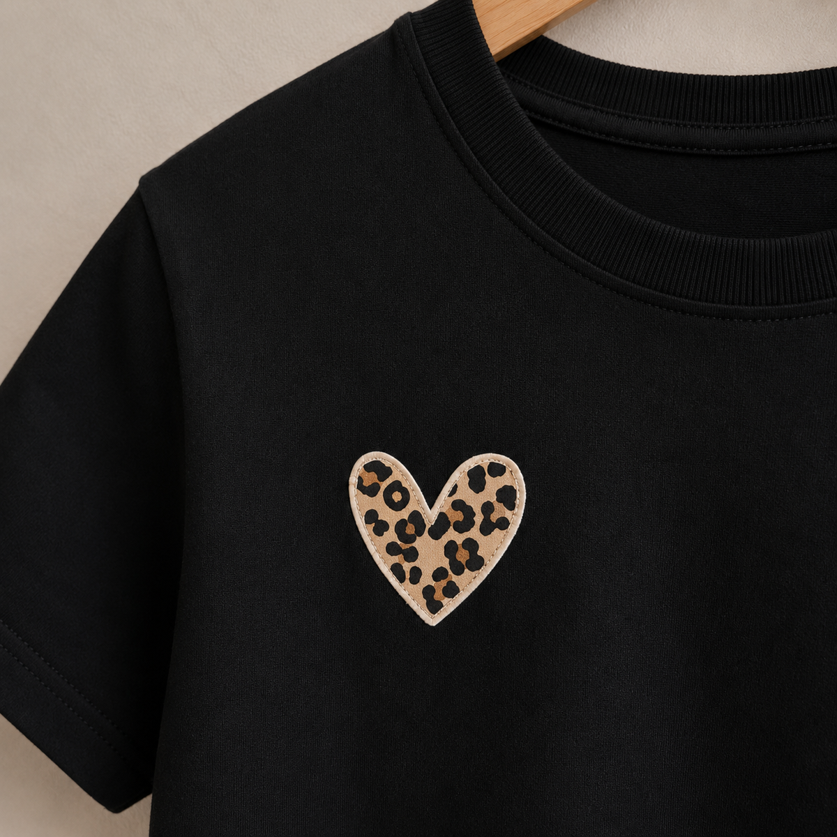 T-shirt coeur léopard